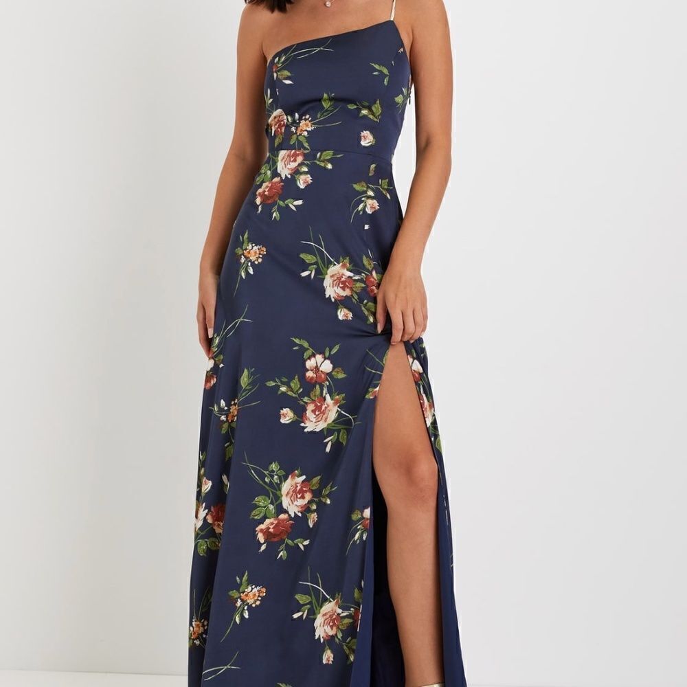 NWT Lulus Exceptional Attraction Navy Blue Floral One-Shoulder Maxi Dress Size S